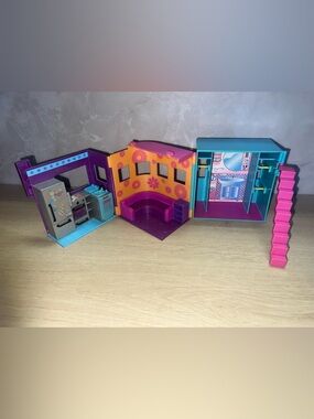 2002 Polly Pocket Folding Sparkle Apartment 💖✨